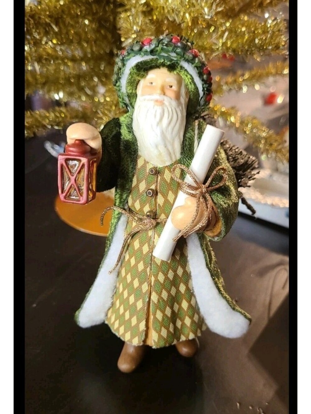2009 Hallmark Keepsake 5” T FATHER CHRISTMAS 6th In Series Ornament